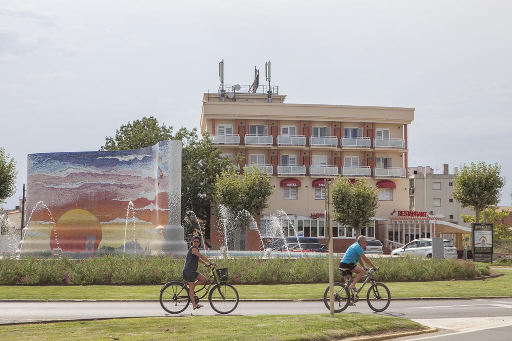 Hotel Silvia Empuriabrava Eksteriør bilde